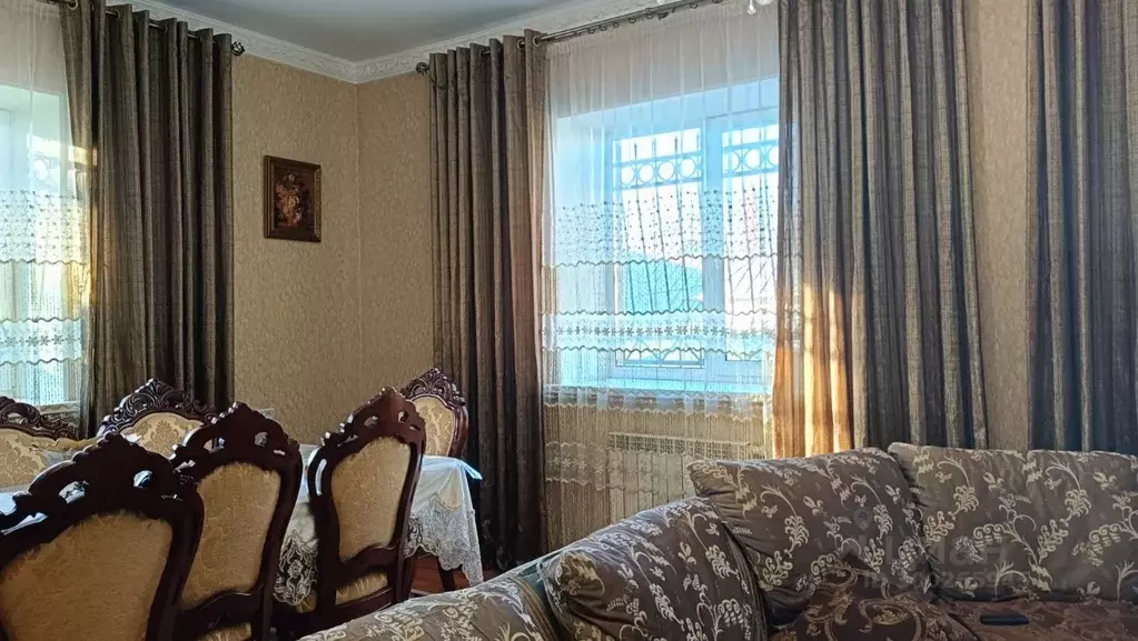 Дом в Саратовская область, Саратов Придорожная ул. (215 м) - Фото 1