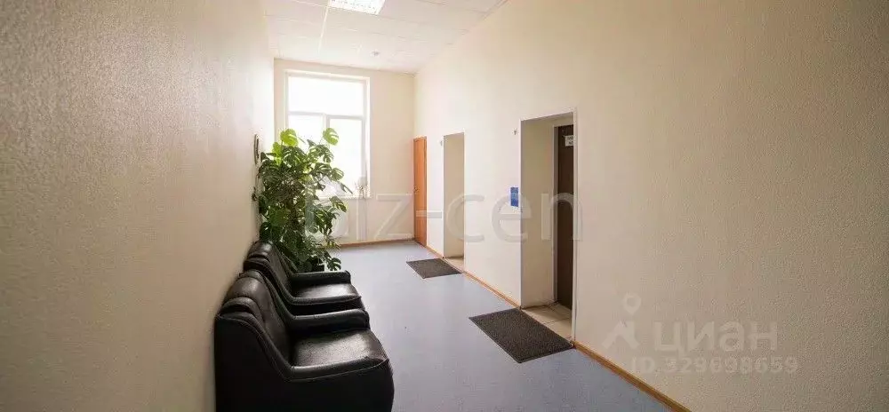 Офис в Санкт-Петербург Рижская ул., 3 (27 м) - Фото 1
