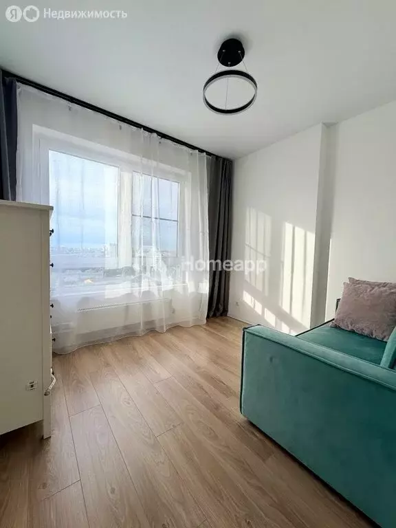 3-комнатная квартира: Москва, Перовское шоссе, 2к2 (77.6 м) - Фото 1