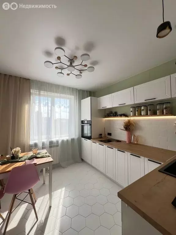 2-комнатная квартира: Томск, микрорайон Солнечный, улица Бирюкова, 10 ... - Фото 0