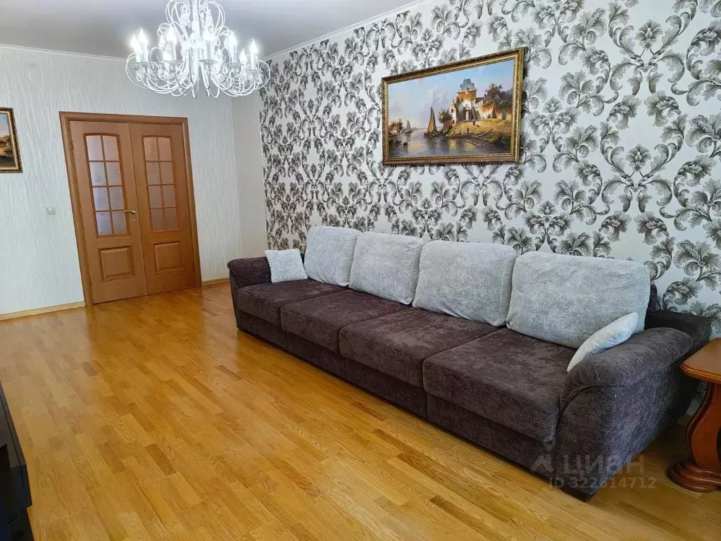 3-к кв. Свердловская область, Екатеринбург ул. 8 Марта, 173 (101.0 м) - Фото 2