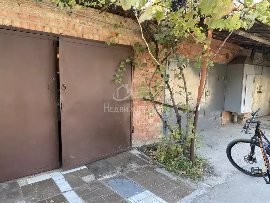 Гараж в Краснодарский край, Ейск ул. Плеханова, 2/1 (48 м) - Фото 2
