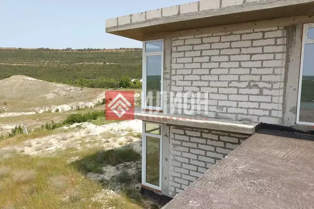 Дом в Севастополь с. Пироговка, ул. Льва Толстого (362 м) - Фото 2