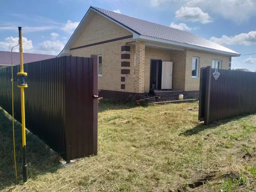 Дом в Омская область, Омский район, с. Усть-Заостровка, Удачный кп ул. ... - Фото 1