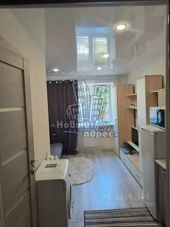 Студия Воронежская область, Воронеж ул. Молодогвардейцев, 10 (13.0 м) - Фото 1