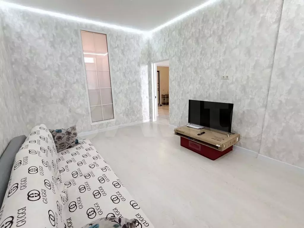 2-к. квартира, 60 м, 4/8 эт. - Фото 1