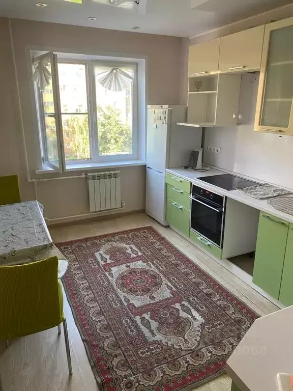 3-к кв. Белгородская область, Старый Оскол Восточный мкр, 12 (65.0 м) - Фото 2