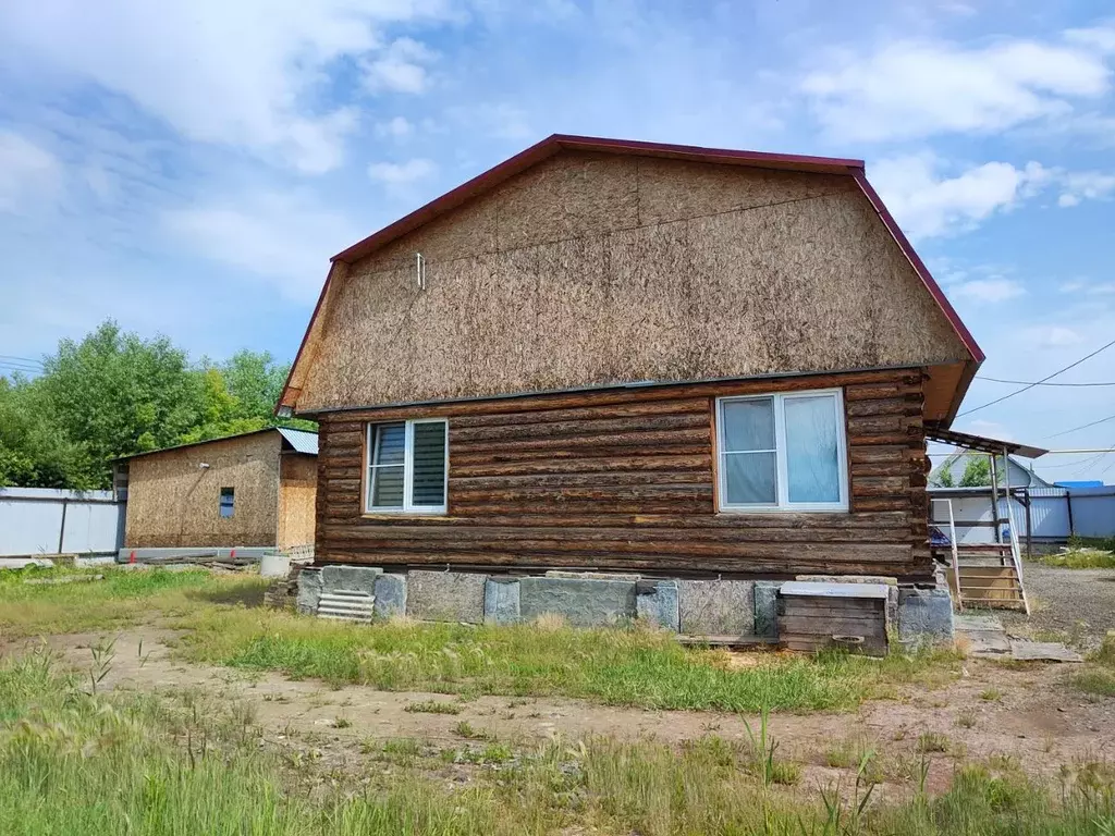 Дом в Челябинская область, Копейск ул. Чапаева (75 м) - Фото 1