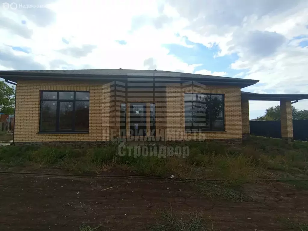 Дом в Неклиновский район, село Николаевка (90 м) - Фото 2