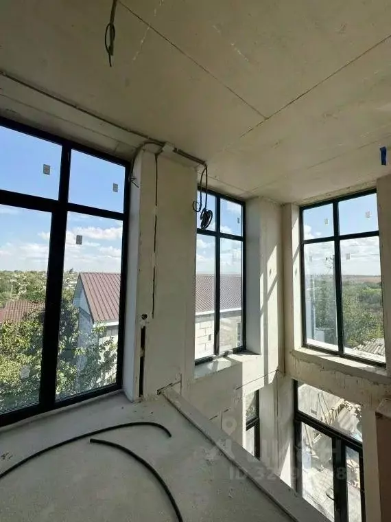 Дом в Крым, Симферопольский район, с. Мирное ул. Солнечная (170 м) - Фото 2