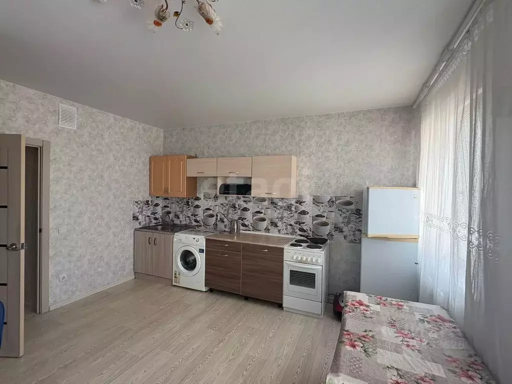 2-к кв. Приморский край, Артем ул. Острякова, 30 (57.4 м) - Фото 0