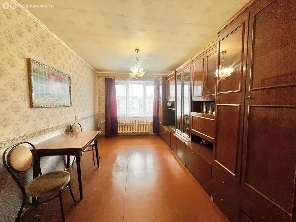 3-комнатная квартира: Волхов, улица Борисогорское Поле, 12 (68.3 м) - Фото 0