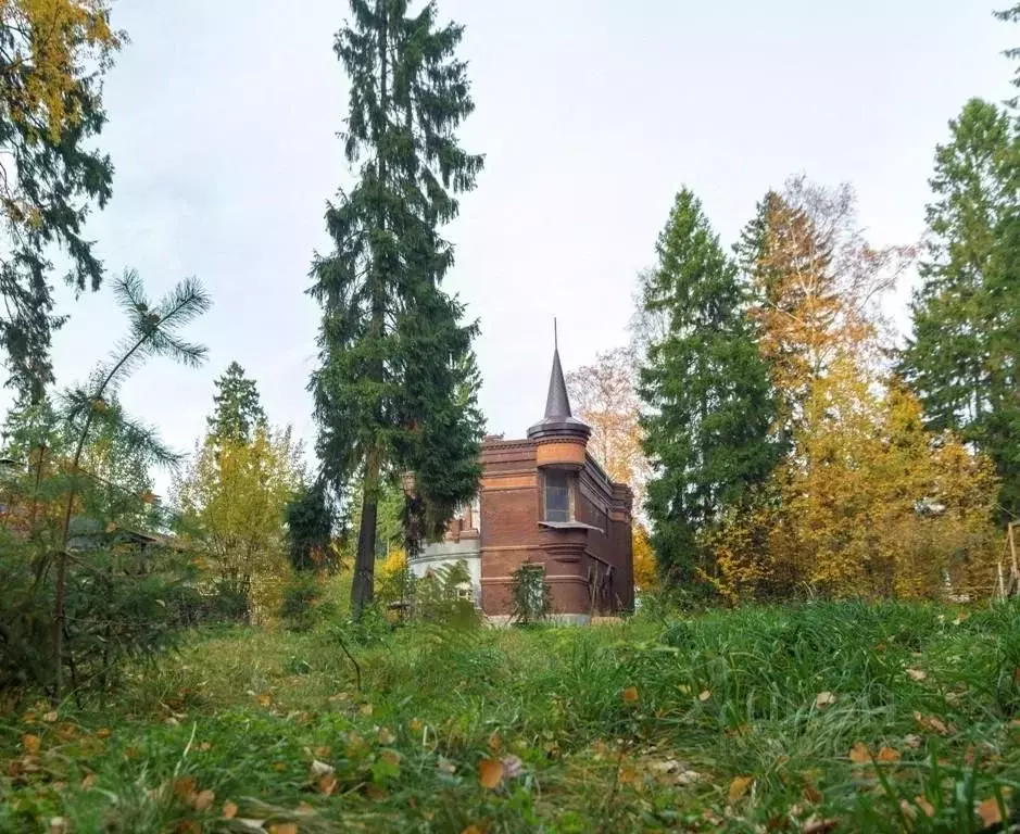 Дом в Санкт-Петербург пос. Лисий Нос, Деловая ул., 13/19В (420 м) - Фото 1