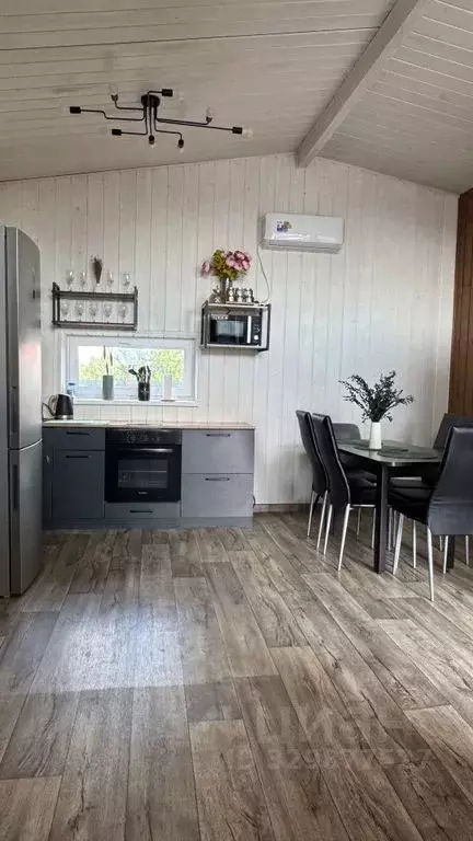 Дом в Свердловская область, Екатеринбург тракт Полевской, 23/6В (69 м) - Фото 1