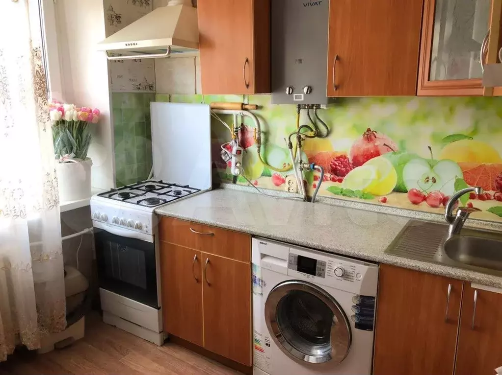 1-к. квартира, 37 м, 5/5 эт. - Фото 1