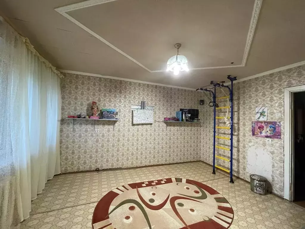 4-к кв. Пензенская область, Пенза ул. Совхоз-техникум, 3 (82.0 м) - Фото 0