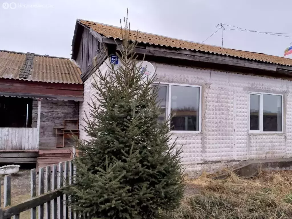 Дом в Новотроицкое, Молодёжная улица (83.2 м) - Фото 1