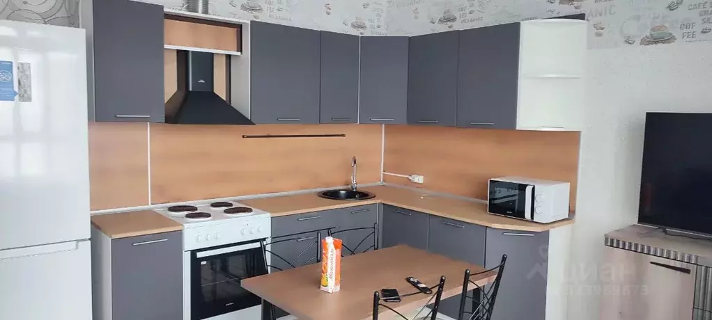 3-к кв. Новосибирская область, Новосибирск ул. Ясный Берег, 23 (57.0 ... - Фото 1