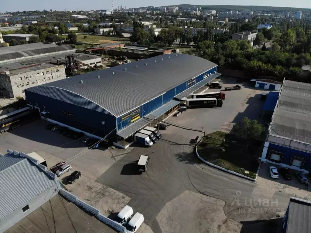 Склад в Саратовская область, Саратов ул. Автокомбинатовская, 12/1 ... - Фото 1