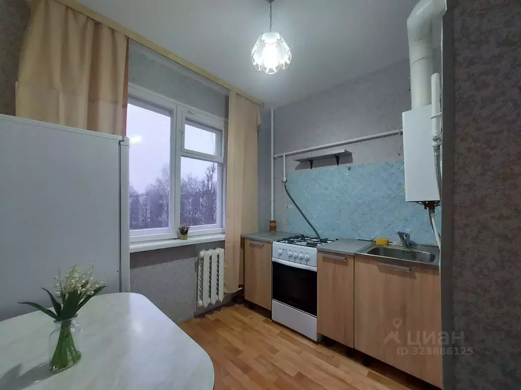 2-к кв. Псковская область, Псков Текстильная ул., 16 (41.1 м) - Фото 1