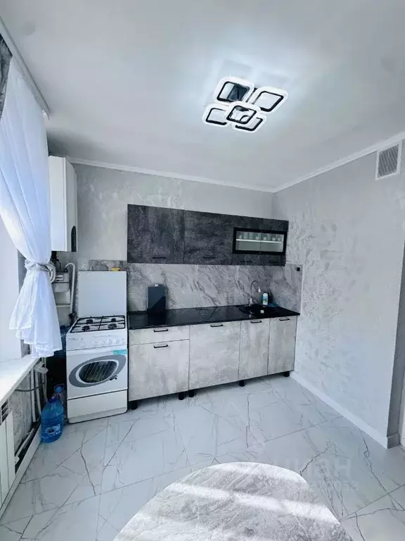 2-к кв. Крым, Феодосия ул. Федько, 47А (50.0 м) - Фото 2