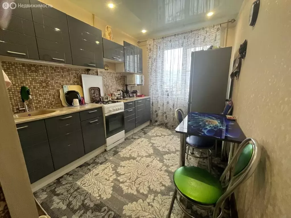 2-комнатная квартира: Волгоград, район Семь Ветров, бульвар 30-летия ... - Фото 1