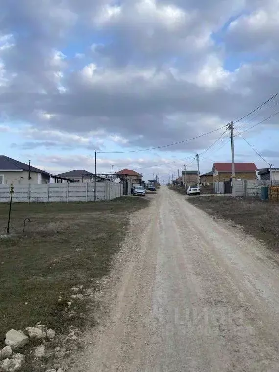 Участок в Крым, Симферопольский район, Добровское с/пос, с. Пионерское ... - Фото 1