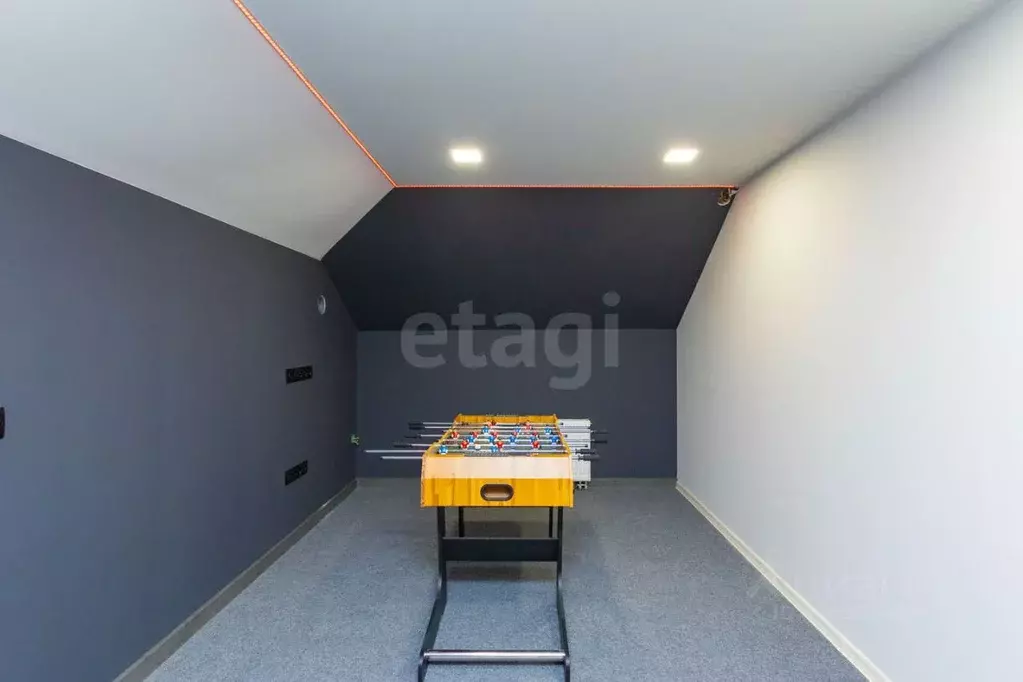 Помещение свободного назначения в Тюменская область, Тюмень Зайкова ... - Фото 1