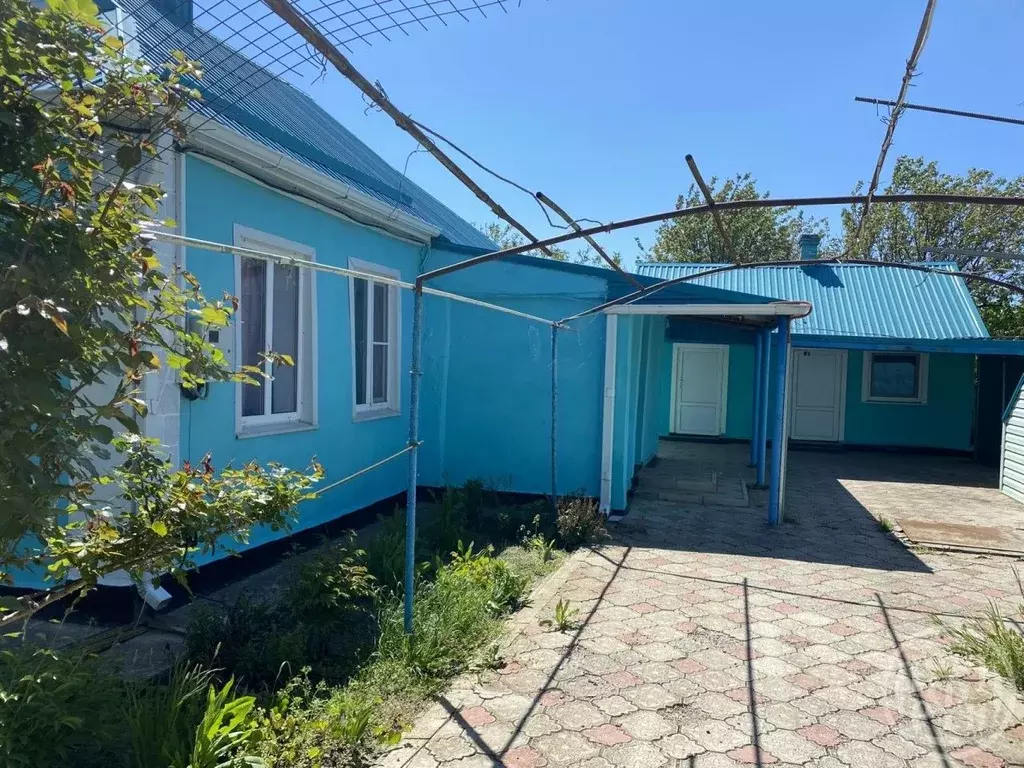 Дом в Краснодарский край, Калининский район, Куйбышевское с/пос, ... - Фото 2