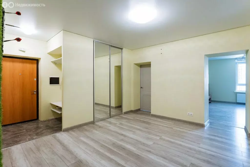 3-комнатная квартира: Уфа, улица Энтузиастов, 13 (95.5 м) - Фото 1