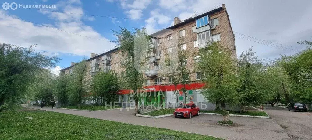 3-комнатная квартира: Оренбург, проспект Гагарина, 10А (47 м) - Фото 1
