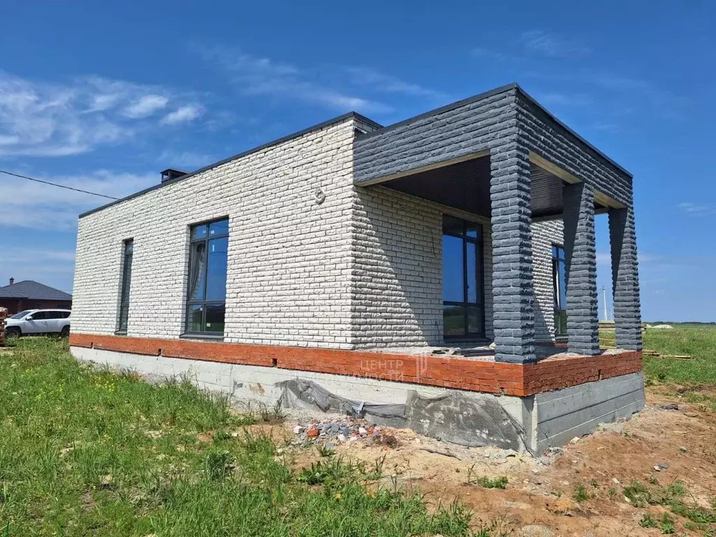 Дом в Татарстан, Лаишевский район, Никольское с/пос, с. Сапуголи, ... - Фото 2