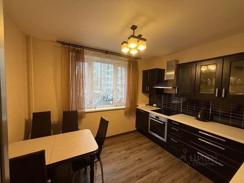 3-к кв. Москва ул. Коштоянца, 10 (88.0 м) - Фото 1