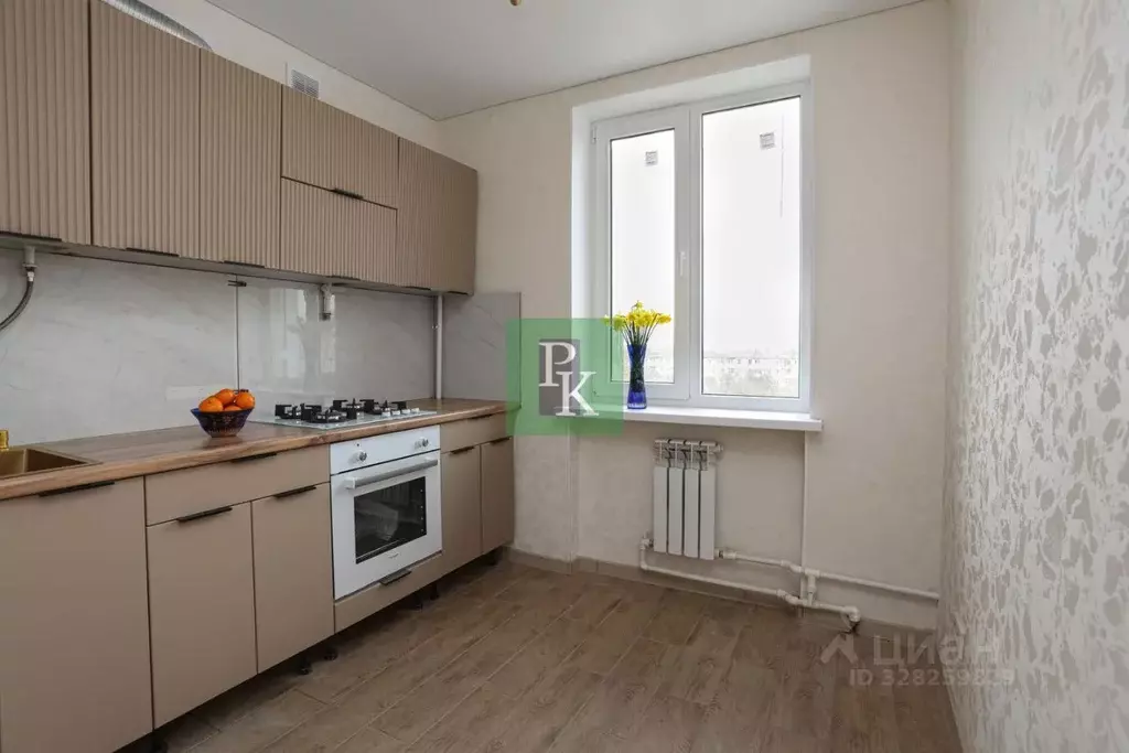 2-к кв. Севастополь просп. Генерала Острякова, 40 (42.6 м) - Фото 1