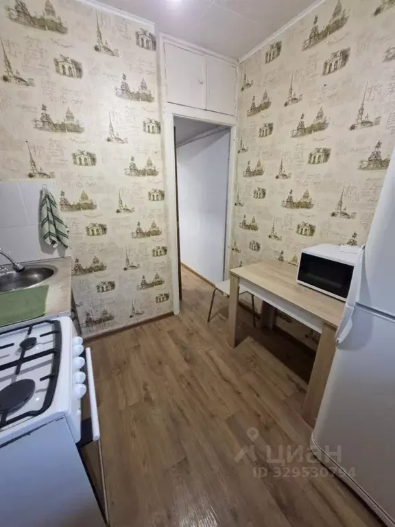 1-к кв. Челябинская область, Челябинск Ереванская ул., 24 (30.2 м) - Фото 2