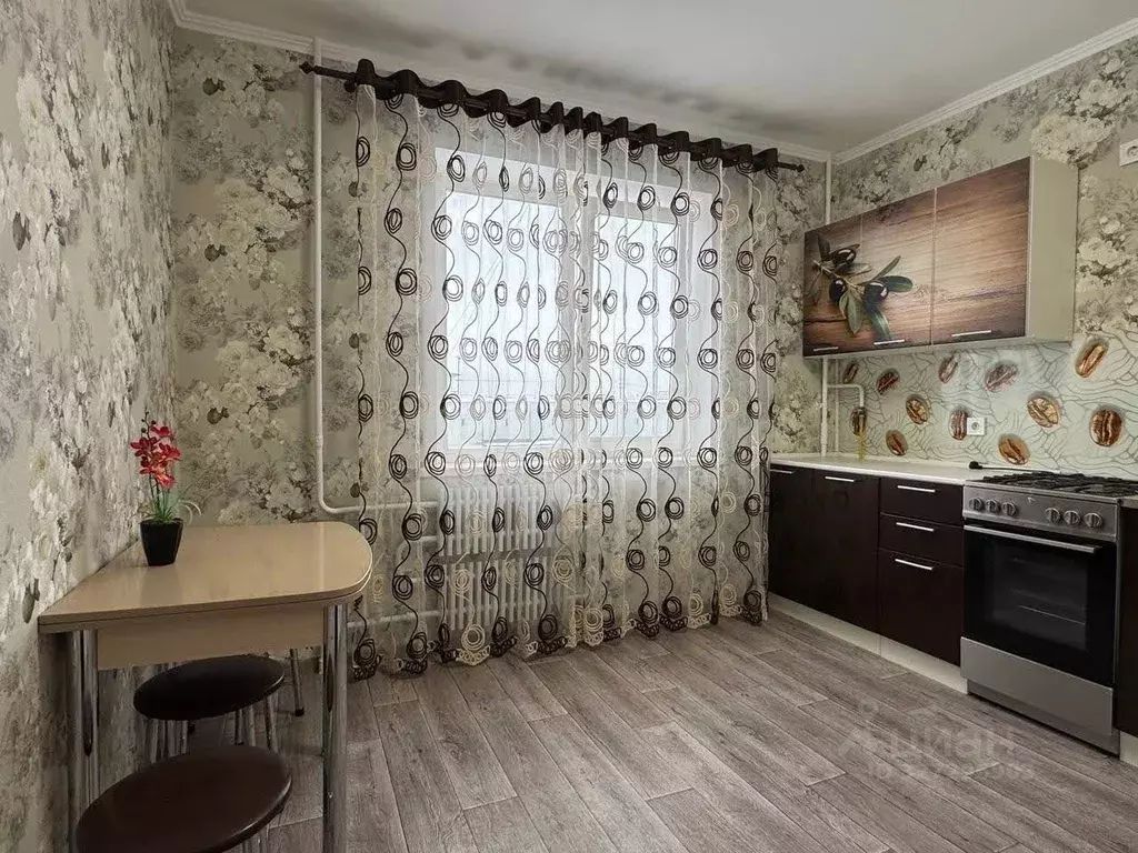 1-к кв. Брянская область, Брянск ул. Молодой Гвардии, 60А (37.0 м) - Фото 2