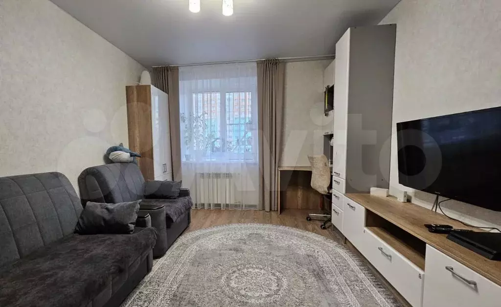 1-к. квартира, 37 м, 2/15 эт. - Фото 0