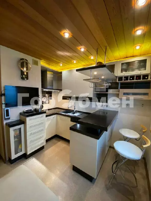 Продается 2-комнатная квартира - Фото 2