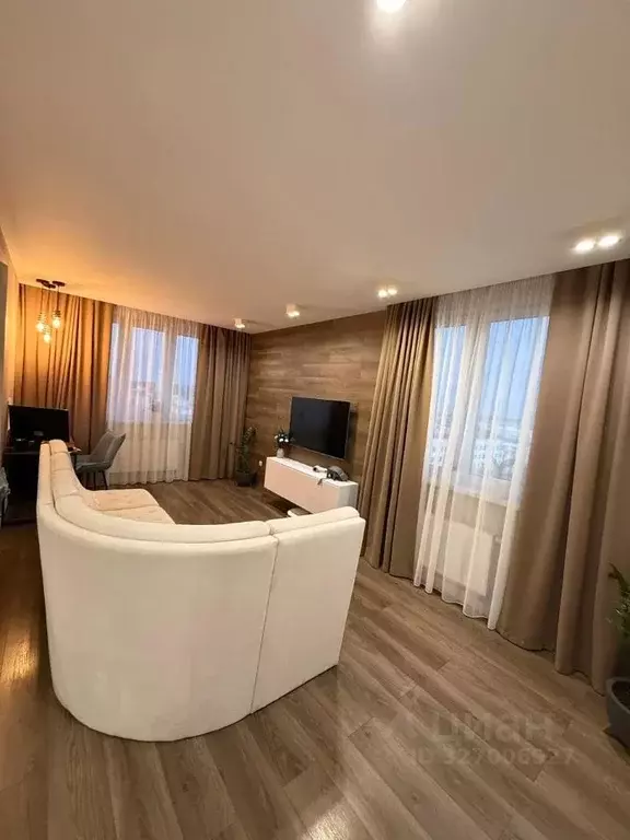 3-к кв. Свердловская область, Екатеринбург ул. Энтузиастов, 36Б (87.0 ... - Фото 1