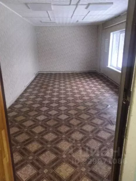 Помещение свободного назначения в Карелия, Калевала пгт ул. ... - Фото 1