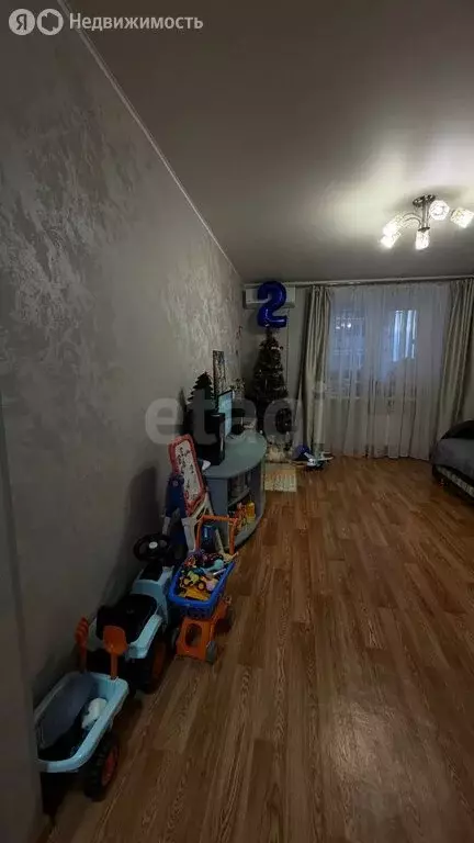 1-комнатная квартира: Тюмень, Газопромысловая улица, 5 (37.6 м) - Фото 2