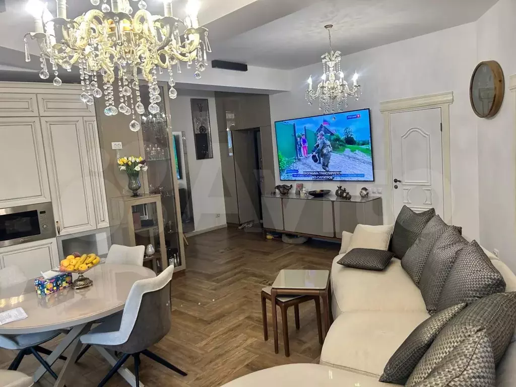 3-к. квартира, 100 м, 2/6 эт. - Фото 1