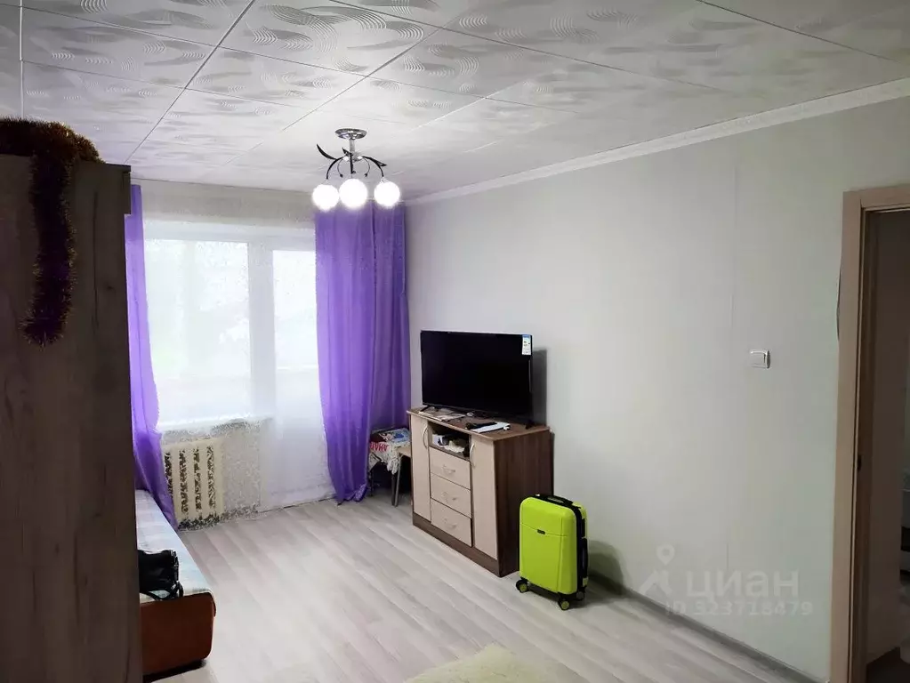 1-к кв. Свердловская область, Асбест ул. Калинина, 43 (33.3 м) - Фото 1