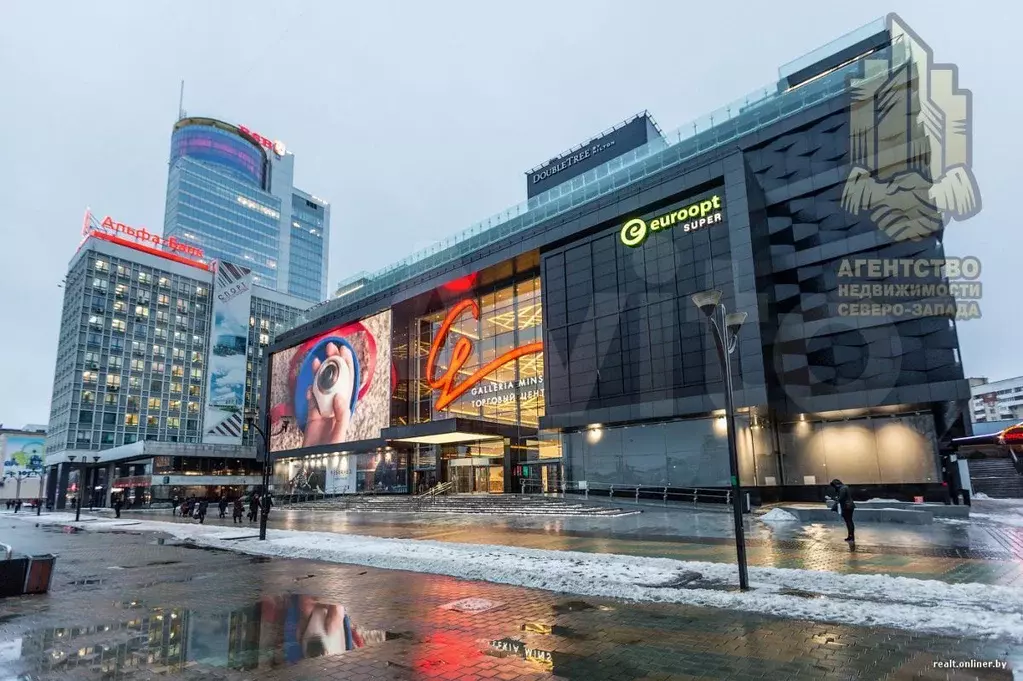 Продажа торгового центра у метро - Фото 0