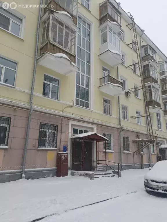 3-комнатная квартира: Нижний Новгород, улица Краснодонцев, 3 (68 м) - Фото 2