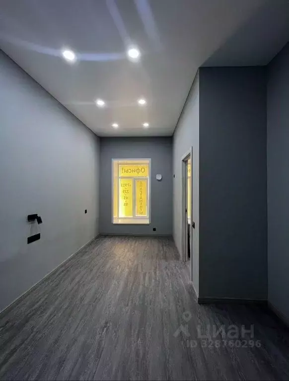 Офис в Астраханская область, Астрахань ул. Зои Космодемьянской, 65/22 ... - Фото 1