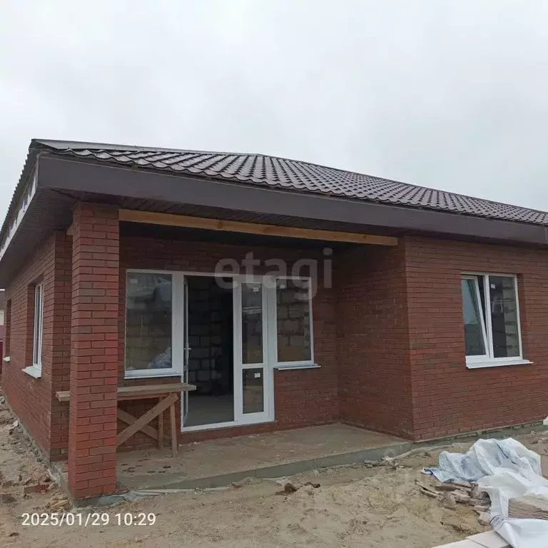 Дом в Брянская область, Брянский район, Новодарковичское с/пос, д. ... - Фото 1