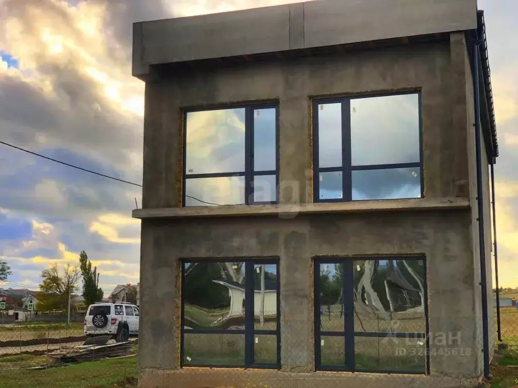 Дом в Севастополь с. Полюшко, ул. Дмитрия Мельниченко (150 м) - Фото 1