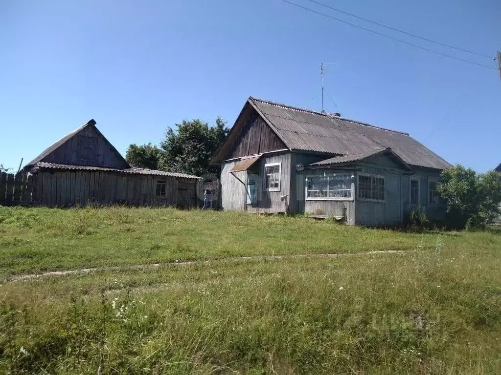 Дом в Брянская область, Клетнянский район, Мужиновское с/пос, д. Алень ... - Фото 0