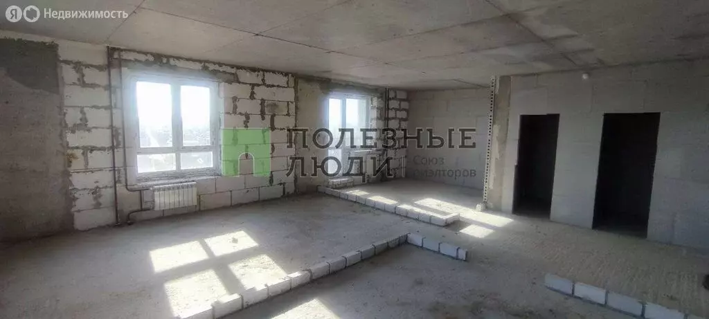 2-комнатная квартира: Орёл, улица Нормандия-Неман, 78 (61.8 м) - Фото 0